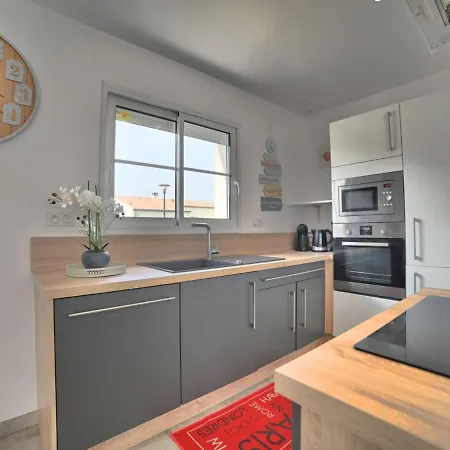 Les Salines By Interhome